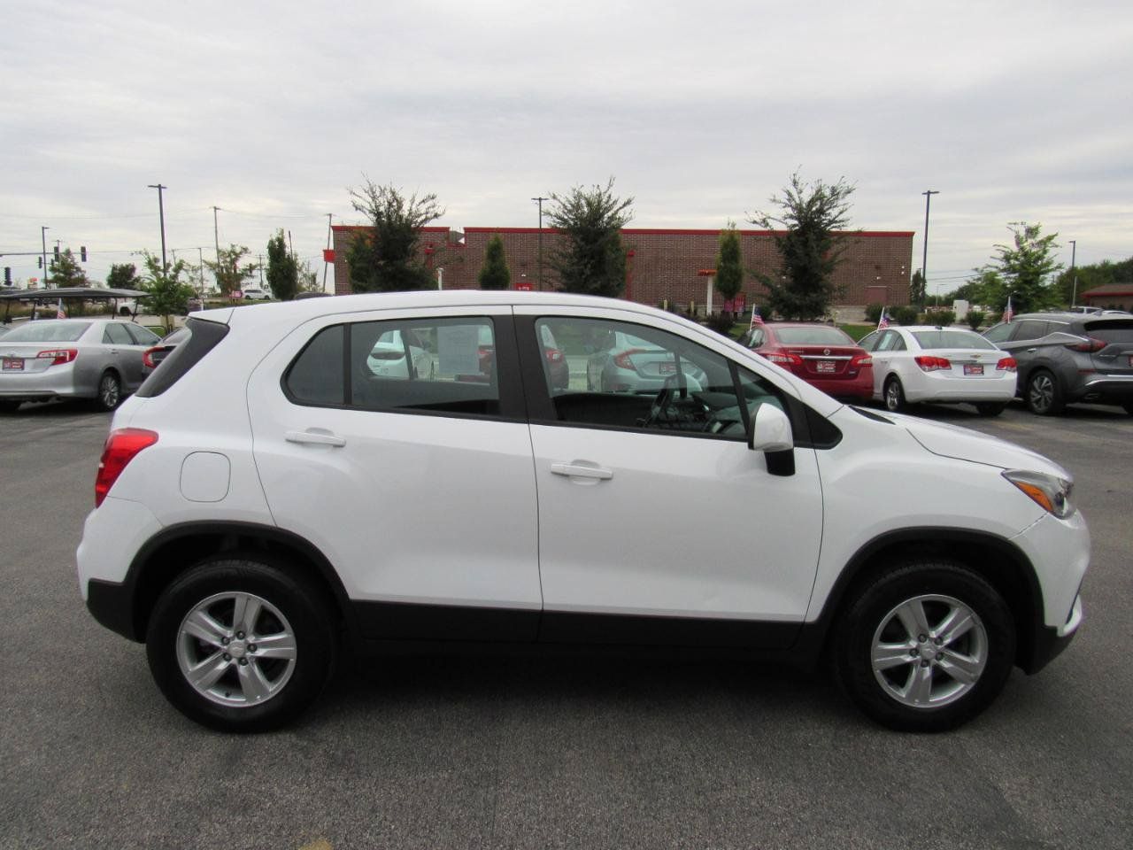 Used 2018 Chevrolet Trax LS AWD/4WD image 7