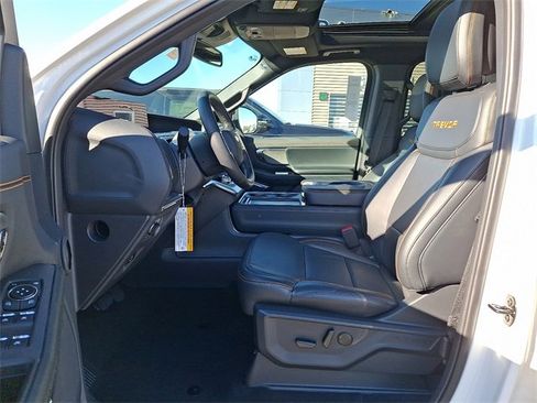 New 2026 Ford Expedition Tremor image 6