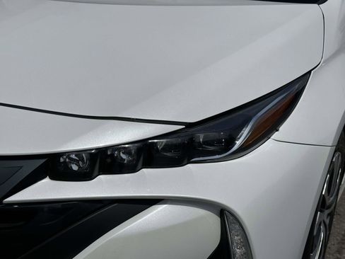 Certified 2021 Toyota Prius Prime XLE image 9
