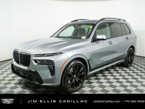 Used 2024 BMW X7 xDrive40i w/ M Sport Package AWD/4WD image 27