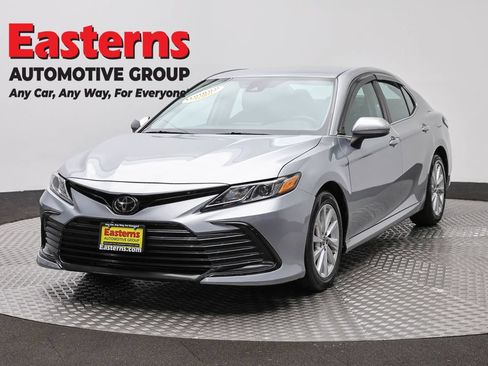 Used 2021 Toyota Camry LE FWD image 1