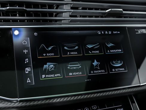 Used 2023 Audi RS Q8 image 34