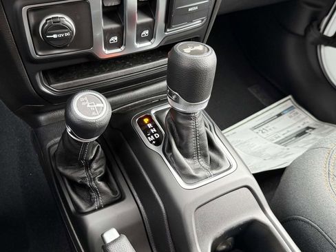 New 2026 Jeep Wrangler Sport AWD/4WD image 25