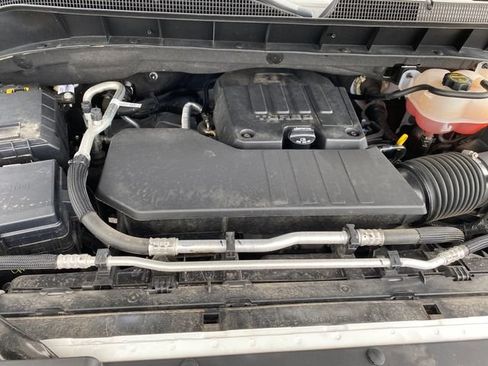 Certified 2024 Chevrolet Silverado 1500 LT AWD/4WD image 23