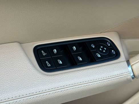 Certified 2023 Porsche Cayenne image 13