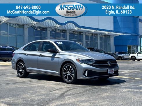 Used 2024 Volkswagen Jetta Sport FWD image 1