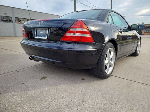 Used 2002 Mercedes-Benz SLK 320 image 8