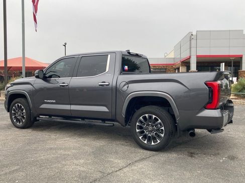 Used 2025 Toyota Tundra Limited AWD/4WD image 6