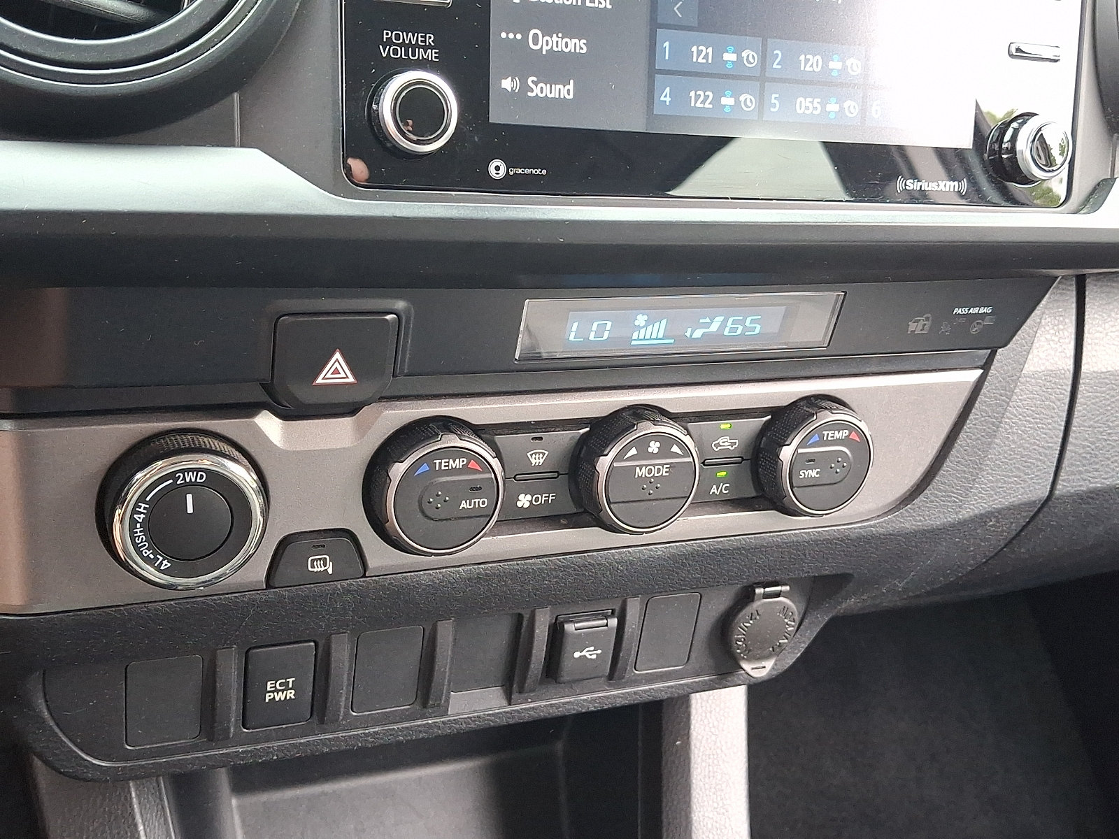 Used 2021 Toyota Tacoma SR AWD/4WD image 13