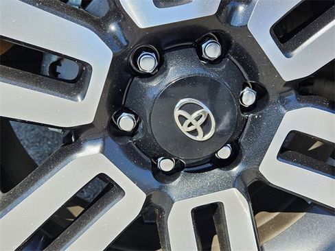 Used 2023 Toyota 4Runner Limited image 12