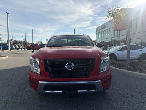 Certified 2021 Nissan Titan SV image 3