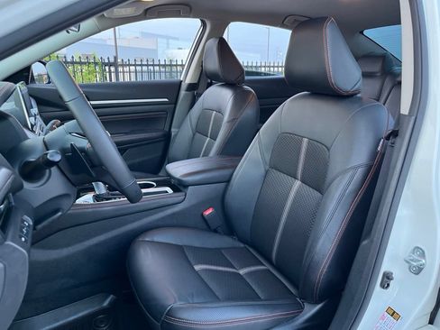 Used 2023 Nissan Altima 2.5 SR FWD image 25