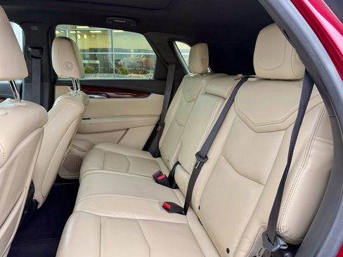Used 2017 Cadillac XT5 Premium Luxury image 11