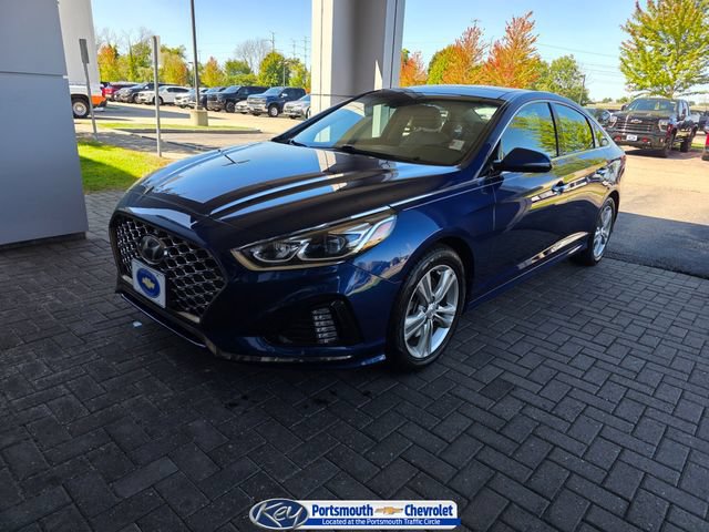 Used 2019 Hyundai Sonata Limited w/ Ultimate Package 04 FWD image 1