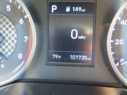 Used 2020 Hyundai Elantra SEL image 25