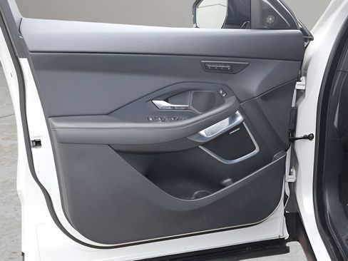 Used 2019 Jaguar E-PACE SE AWD/4WD image 9