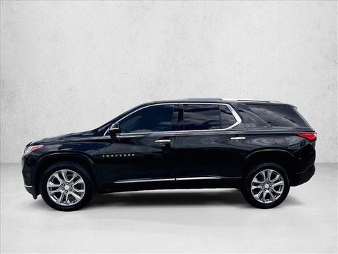Used 2019 Chevrolet Traverse Premier w/ Driver Confidence II Package FWD image 6