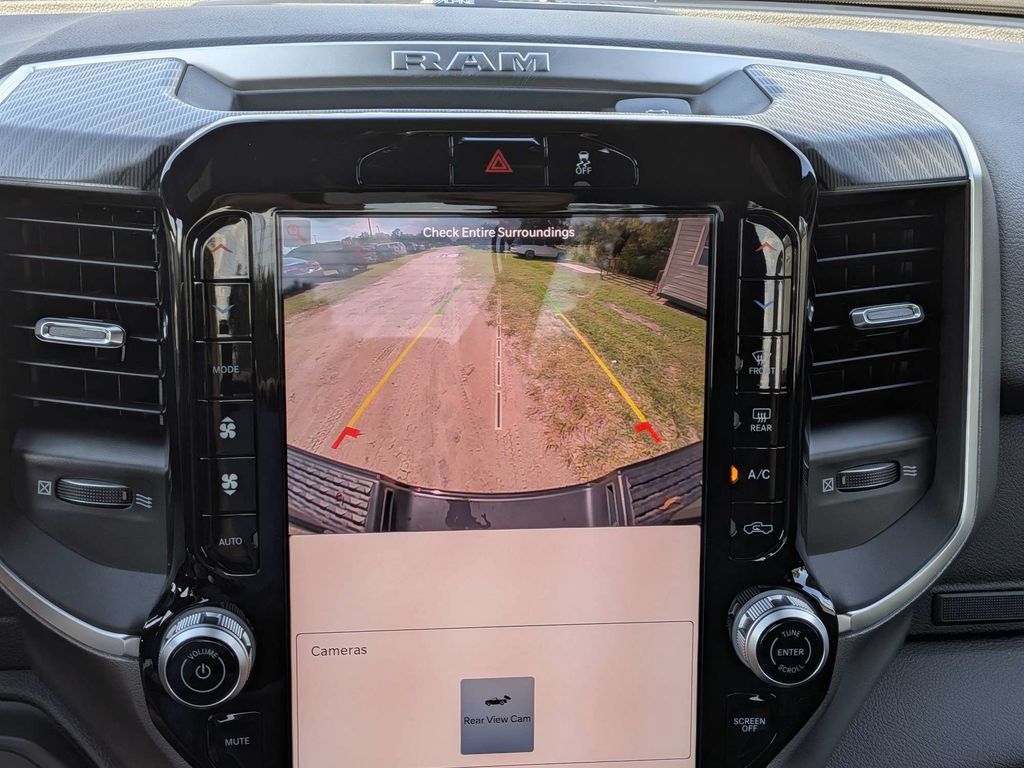 New 2026 RAM 2500 Big Horn AWD/4WD image 31