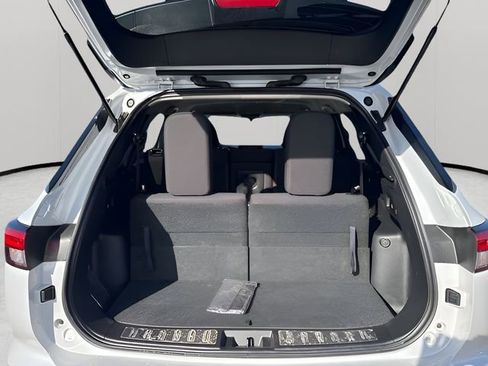 Used 2022 Mitsubishi Outlander ES image 24