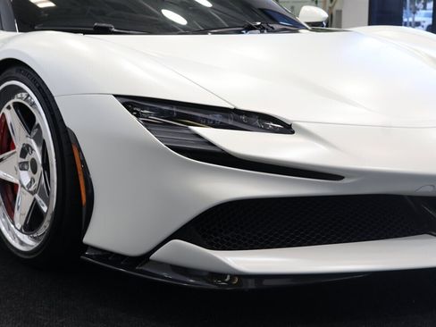 Used 2022 Ferrari SF90 Stradale image 11