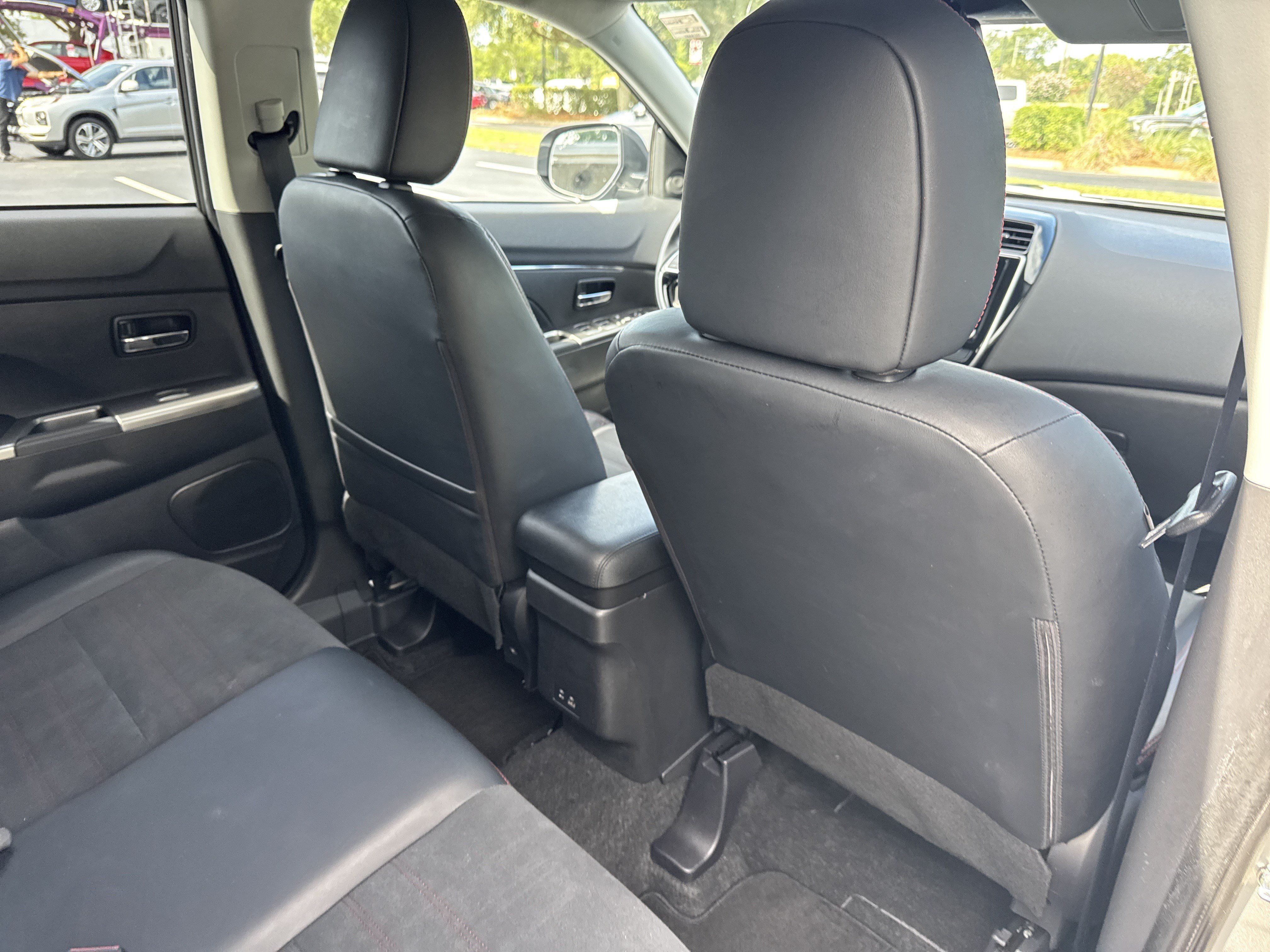 Used 2025 Mitsubishi Outlander Sport SE AWD/4WD image 30