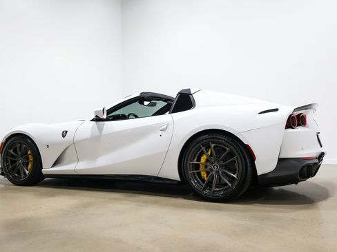 Used 2022 Ferrari 812 GTS RWD image 27
