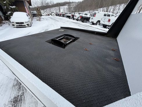 Used 2005 GMC TopKick C4500 4x4 Crew Cab image 14