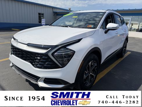 Used 2024 Kia Sportage EX AWD/4WD image 1