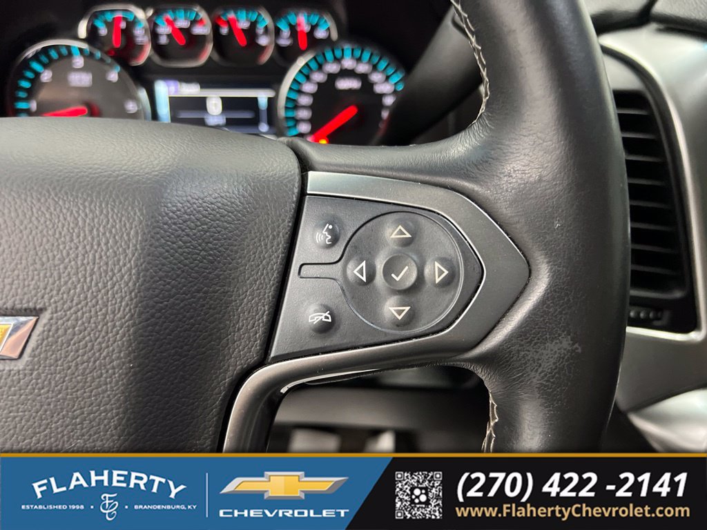 Used 2016 Chevrolet Suburban LT AWD/4WD image 28