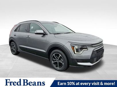 New 2025 Kia Niro EX