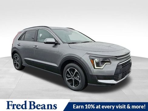 New 2025 Kia Niro EX image 1