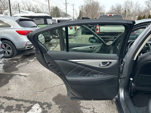 Used 2019 INFINITI Q50 Luxe image 16