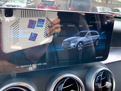 Used 2022 Mercedes-Benz GLC 300 4MATIC image 30