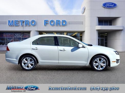 Used 2012 Ford Fusion SE FWD image 2