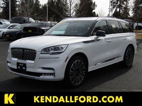 Used 2023 Lincoln Aviator Black Label w/ Dynamic Handling Package AWD/4WD image 1