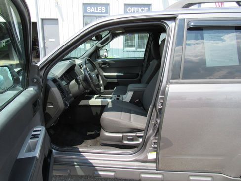 Used 2012 Ford Escape XLT AWD/4WD image 15