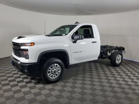 New 2026 Chevrolet Silverado 2500 W/T w/ WT Convenience Package RWD image 8