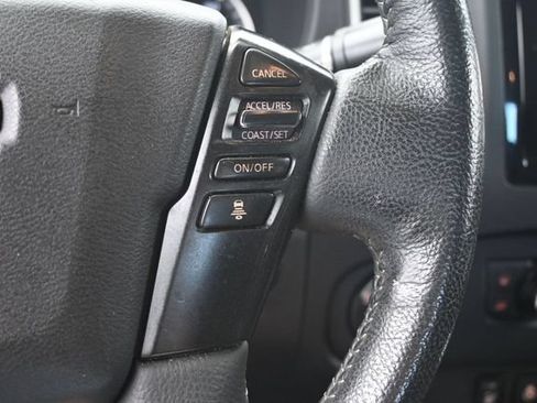 Used 2022 Nissan Frontier SV AWD/4WD image 35