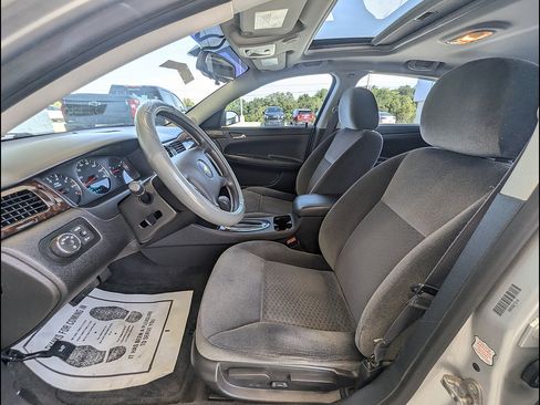 Used 2015 Chevrolet Impala LT w/ LT Sunroof Package FWD image 20