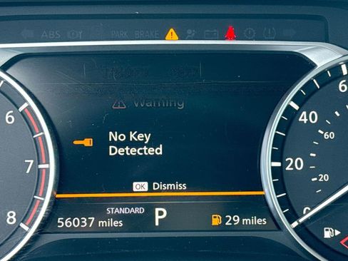 Used 2023 Nissan Rogue SV image 16