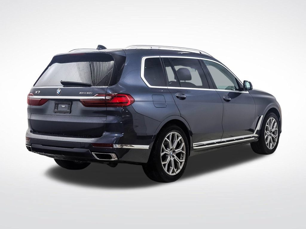 Used 2022 BMW X7 xDrive40i w/ Premium Package AWD/4WD image 5