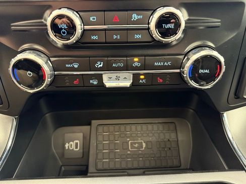 New 2025 Ford F150 XLT w/ Equipment Group 303A High image 40