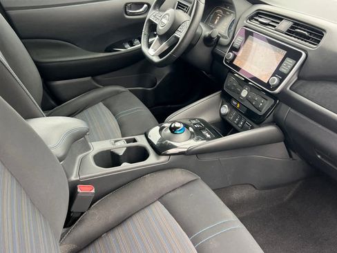 Used 2023 Nissan Leaf SV Plus image 17