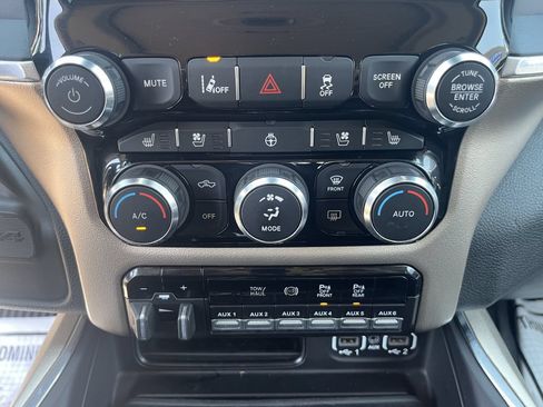 Used 2020 RAM 2500 Laramie AWD/4WD image 29
