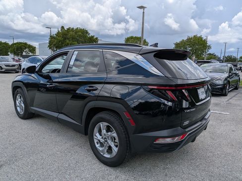Used 2023 Hyundai Tucson SEL FWD image 6
