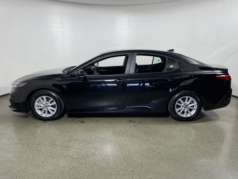 Certified 2025 Toyota Camry LE FWD image 6