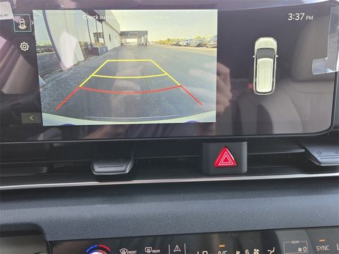 New 2026 Kia Carnival EX image 13