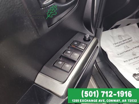 Used 2020 Toyota Tacoma SR5 image 11