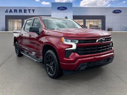 Used 2023 Chevrolet Silverado 1500 RST w/ Convenience Package II AWD/4WD image 1