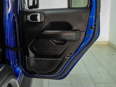 Used 2019 Jeep Wrangler Unlimited Rubicon w/ Uconnect 4C Nav & Sound Group image 46